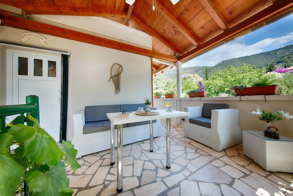 Villa Kamenica Комижа Экстерьер фото